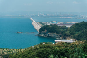 雑賀崎灯台からの景色［和歌山市街地方面］