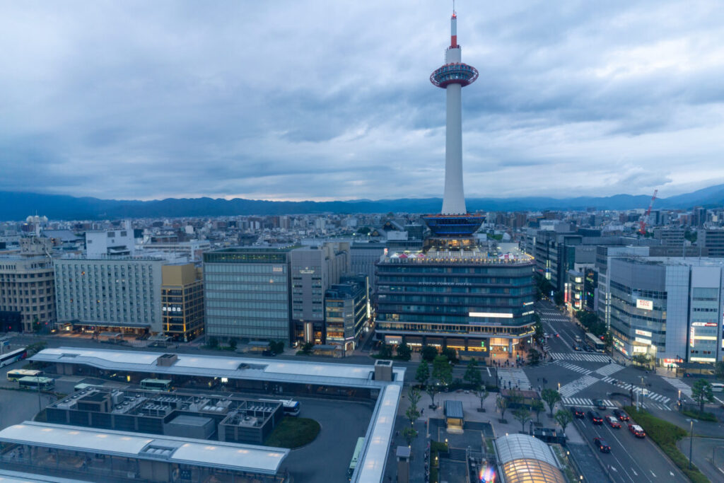 京都駅ビル 空中経路からの景色