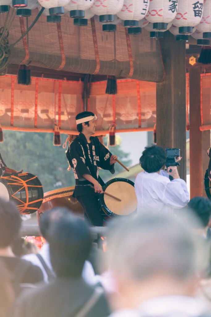 丹波八坂太鼓響き渡る、八坂神社。