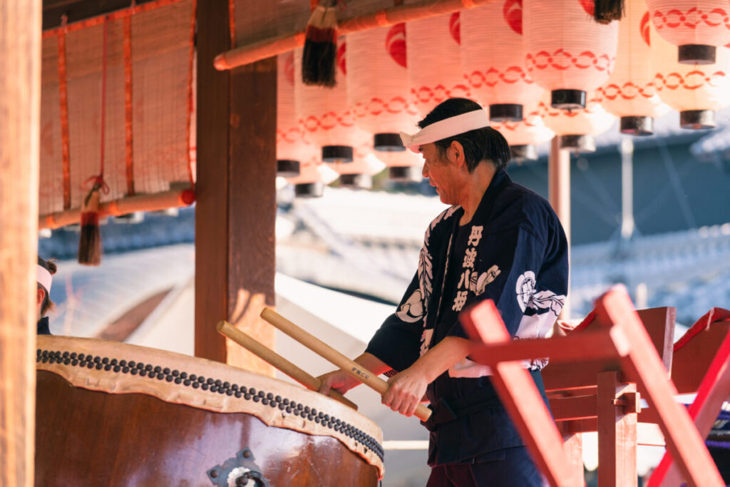丹波八坂太鼓響き渡る、八坂神社。