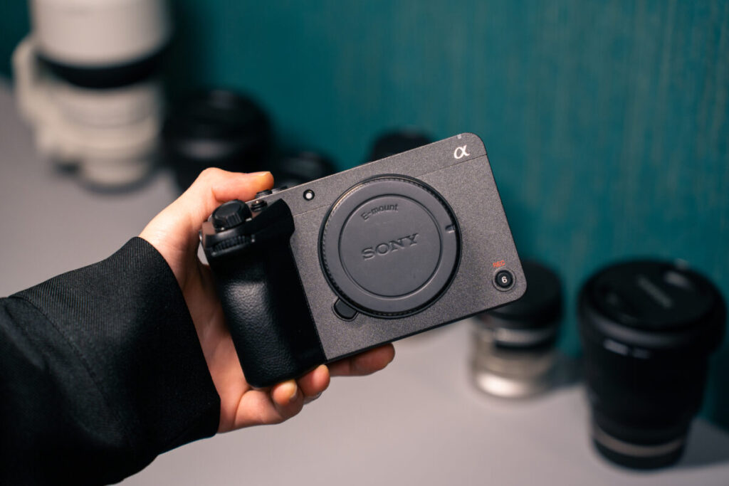 Sony FX30にはRECボタンが多くある。